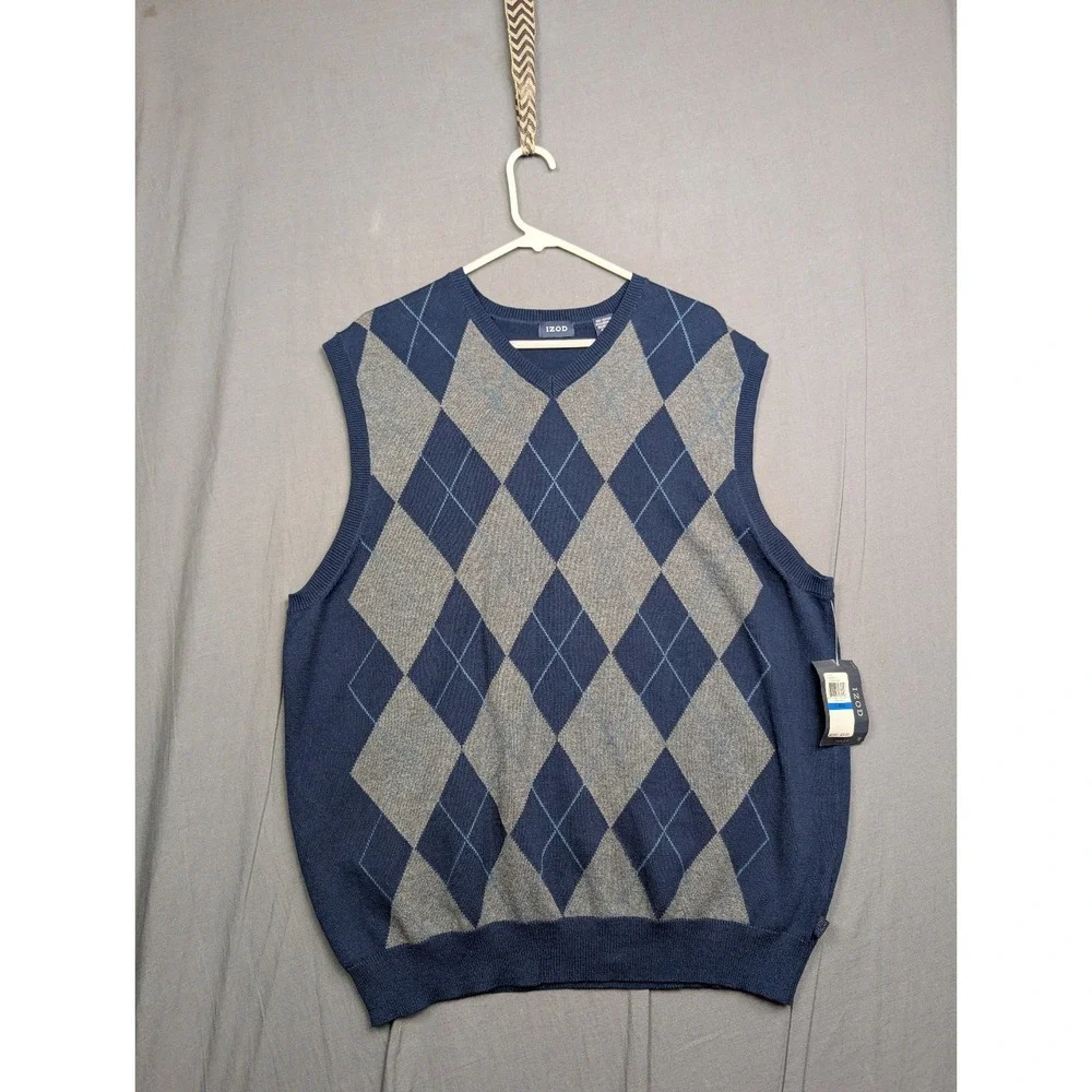 IZOD‎ Sweater Vest Men XL Blue Gray  Argyle Diamond Preppy  Knit VNeck